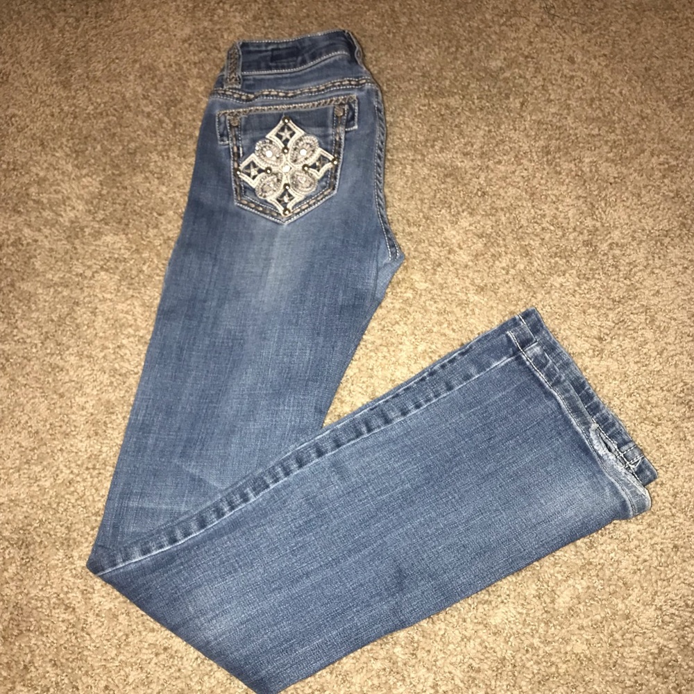 Light Blue LA idol jeans